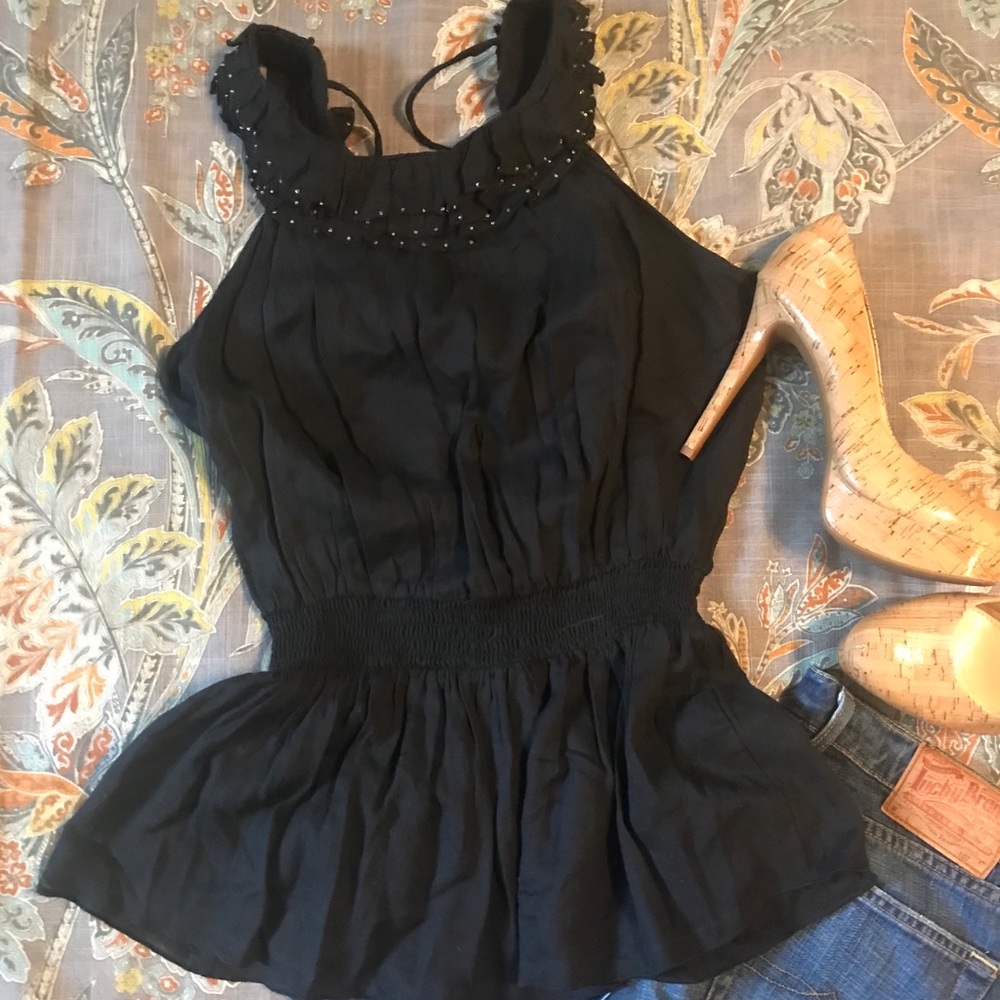 ❣️LAST CHANCE SALE❣️Cute top by Double Zero